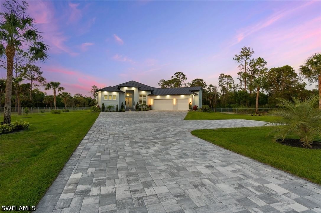 431 16th Avenue NE, Naples, FL 34120 photo 3