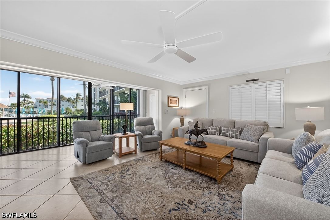2900 Gulf Shore Boulevard N #110, Naples, FL 34103 photo 2