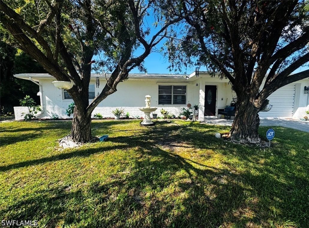 710 Aqui Esta Drive, Punta Gorda, FL 33950 photo 2