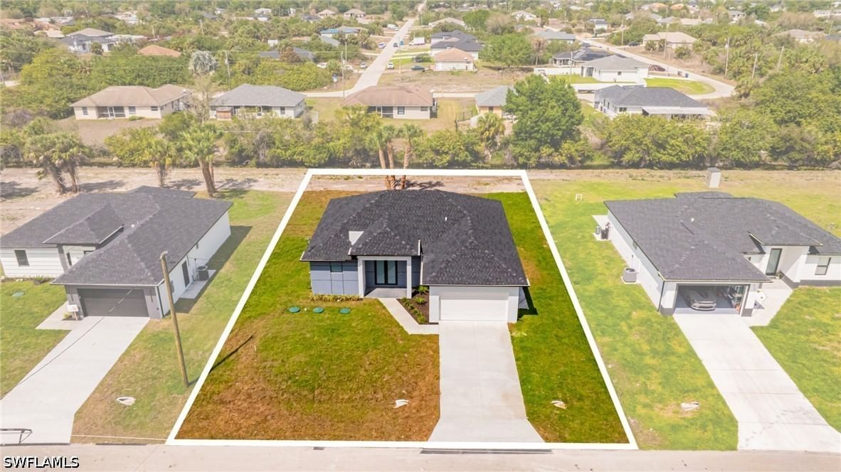 1211 Cloplon Street E, Lehigh Acres, FL 33974 photo 2