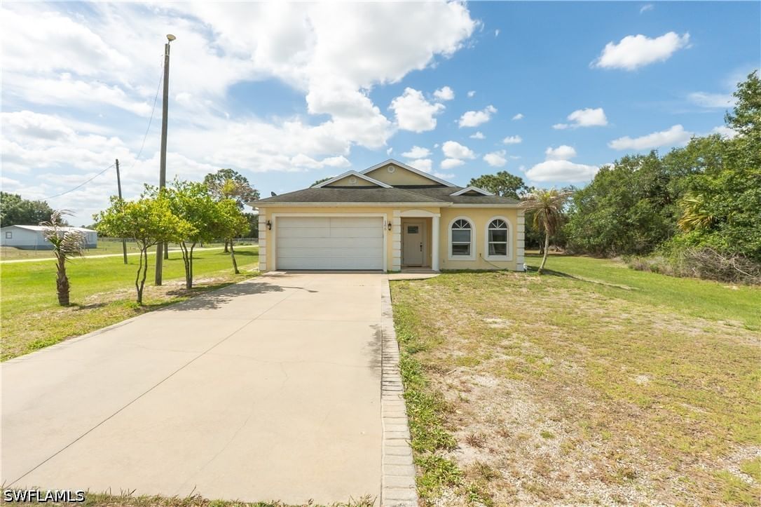 166 Pine Cone Avenue, Montura Ranches, FL 33440 photo 3