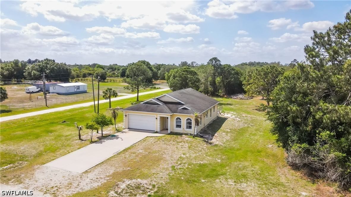 166 Pine Cone Avenue, Montura Ranches, FL 33440 photo 4
