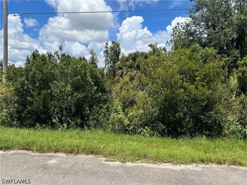 2612 36th Street SW, Lehigh Acres, FL 33976 photo 2