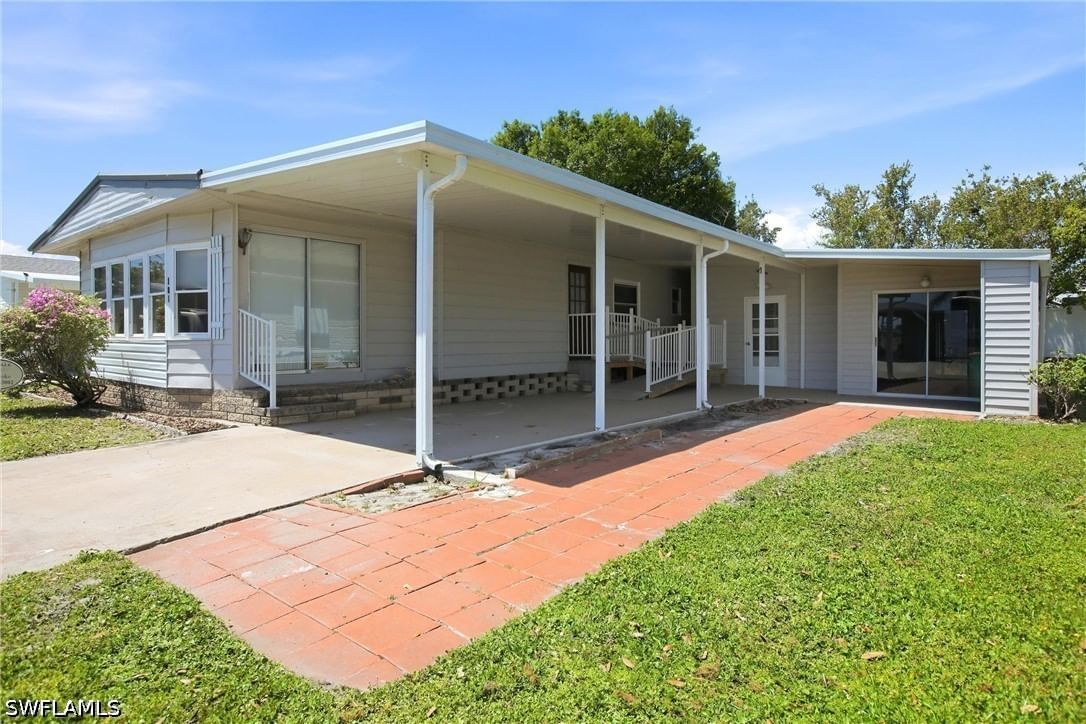 181 W Manatee Loop, Punta Gorda, FL 33950 photo 3