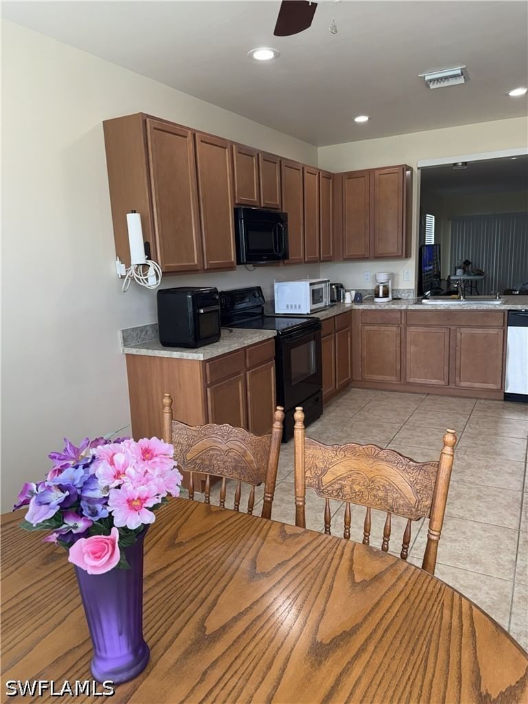 1823 SW 16th Terrace, Cape Coral, FL 33991 photo 4