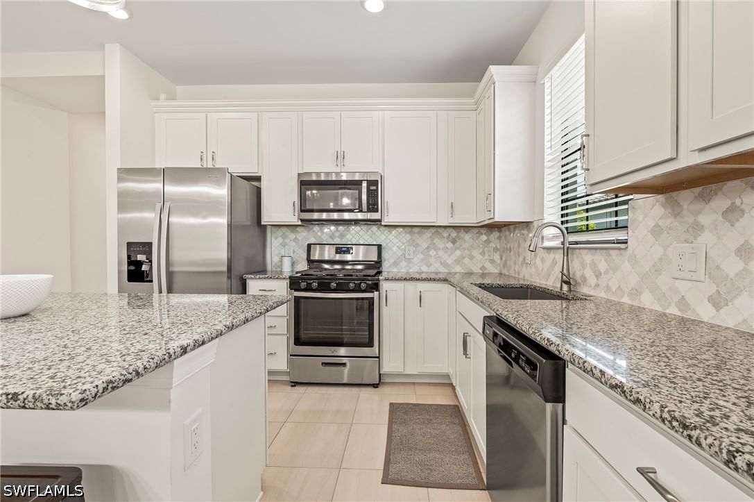 12350 Canal Grande Drive, Fort Myers, FL 33913 photo 4