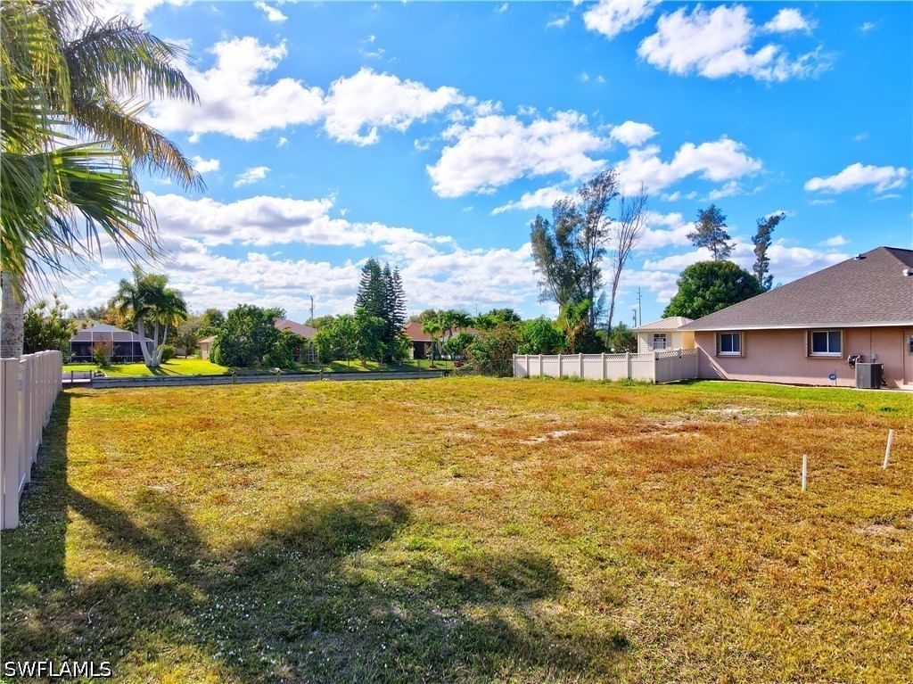 132 SE 24th Street, Cape Coral, FL 33990 photo 2