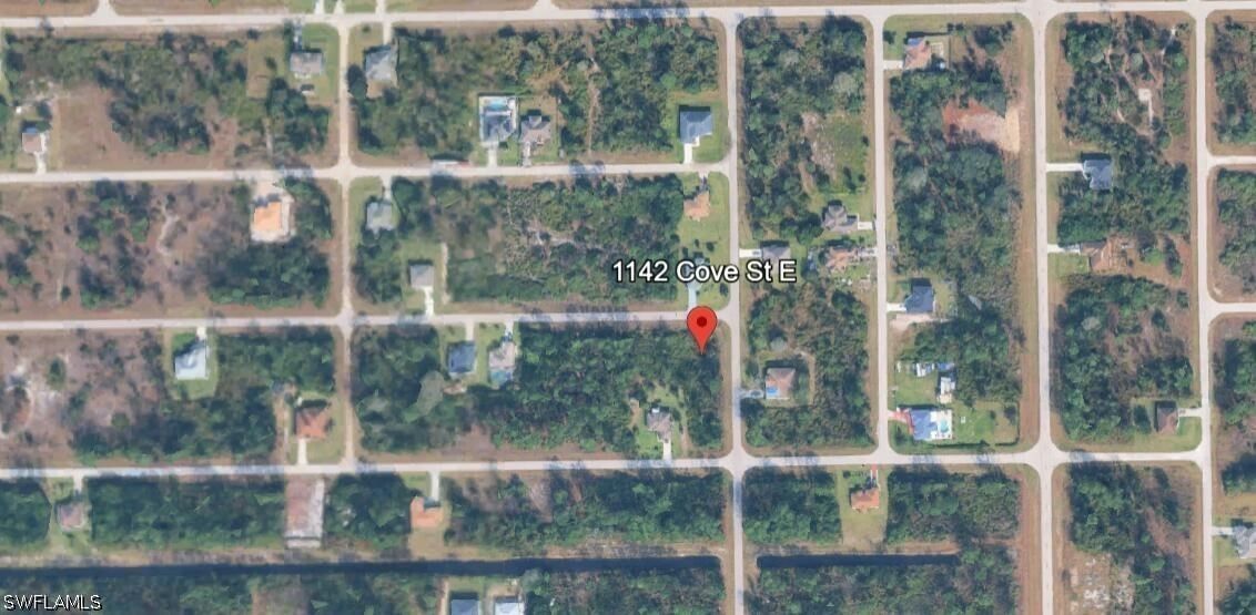 1142 Cove Street E, Lehigh Acres, FL 33974 photo 2