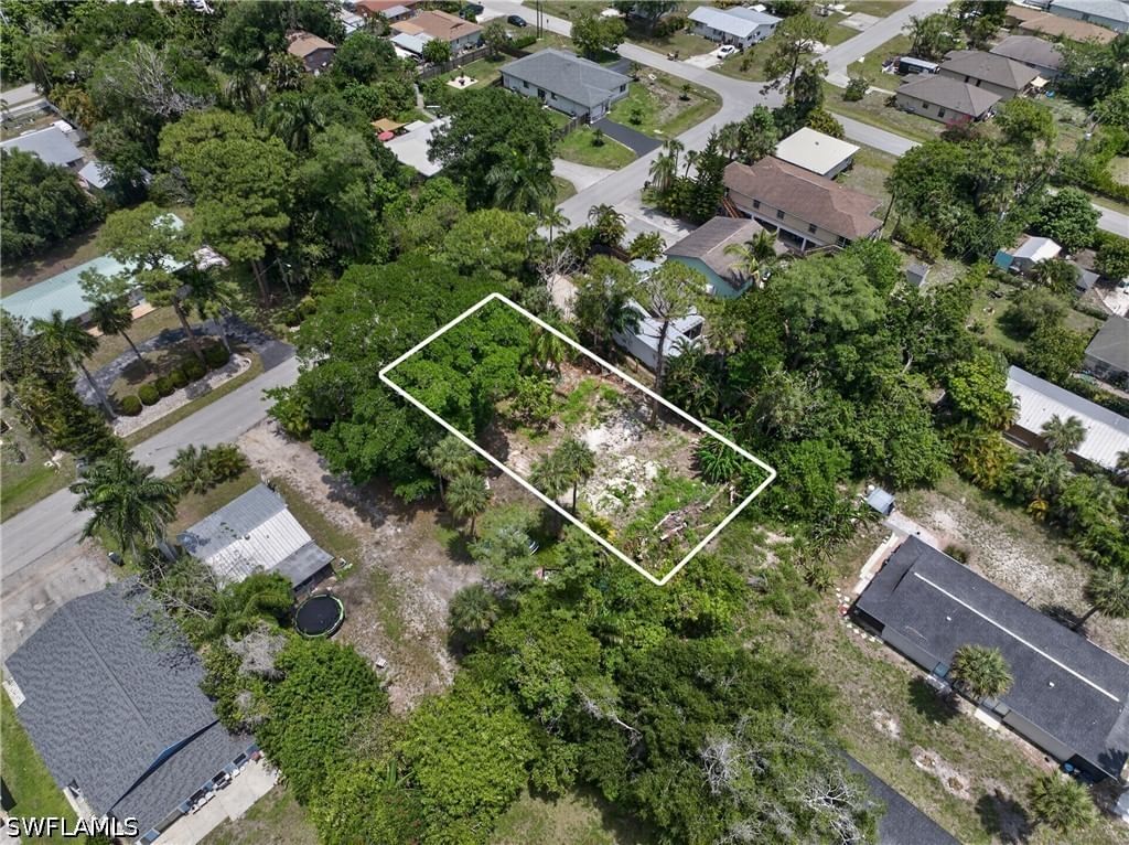 10010 Carolina Street, Bonita Springs, FL 34135 photo 4