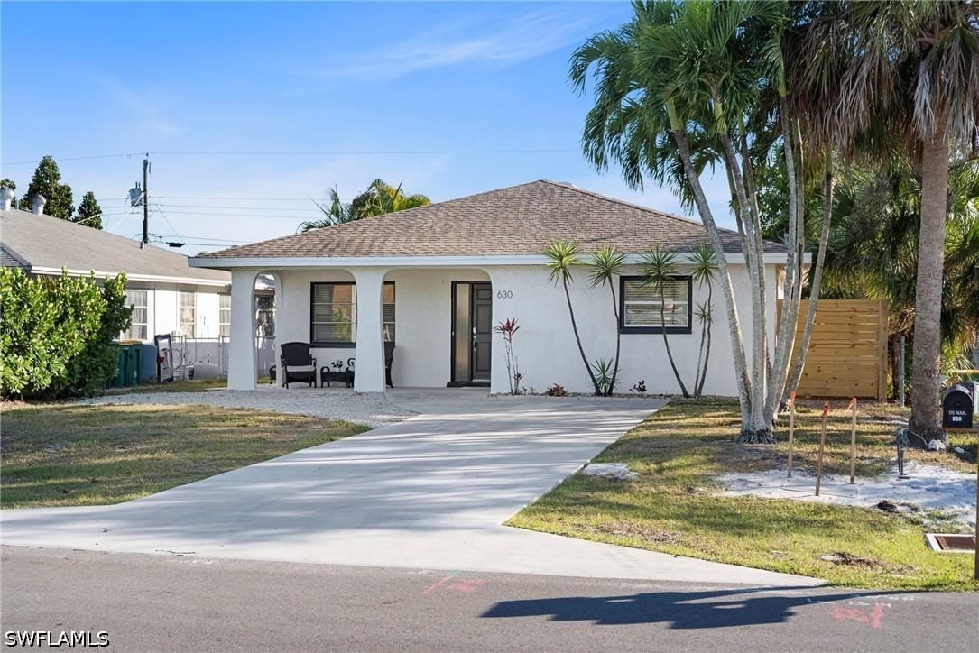 630 99th Avenue N, Naples, FL 34108 photo 5