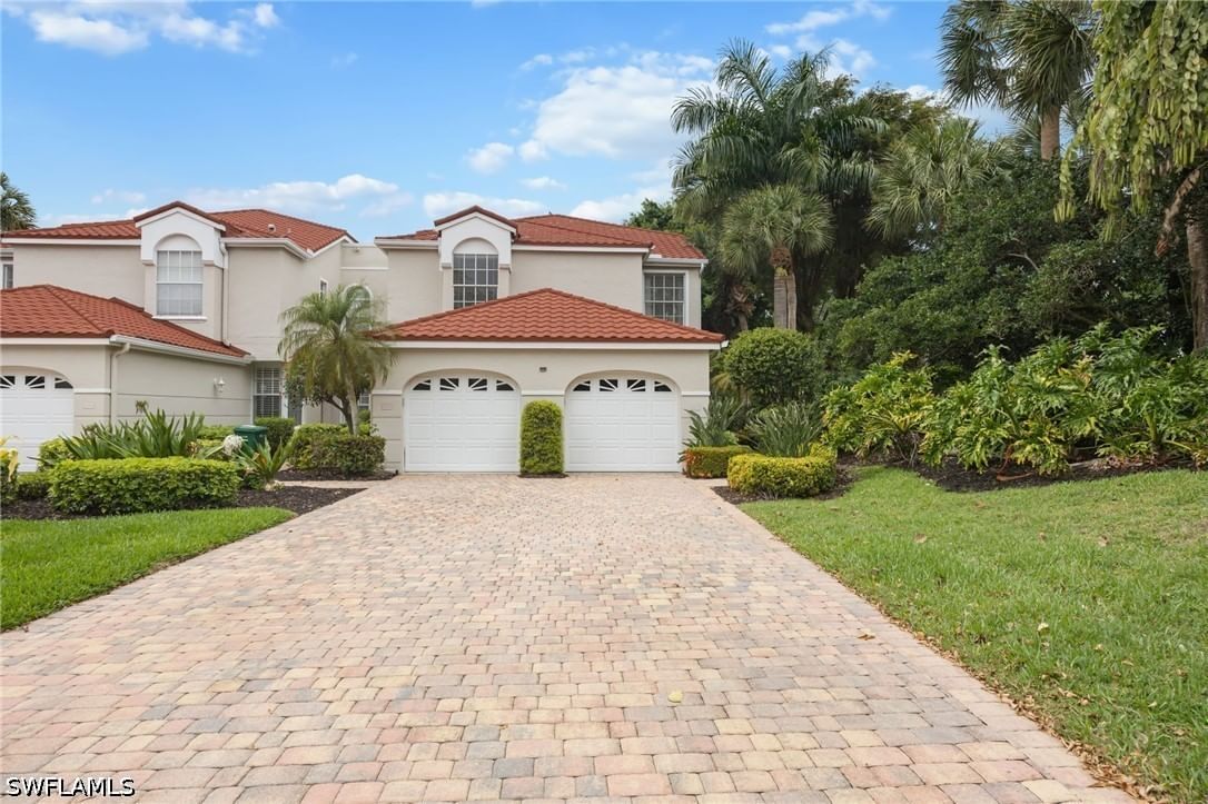 1505 Clermont Drive #B202, Naples, FL 34109 photo 2