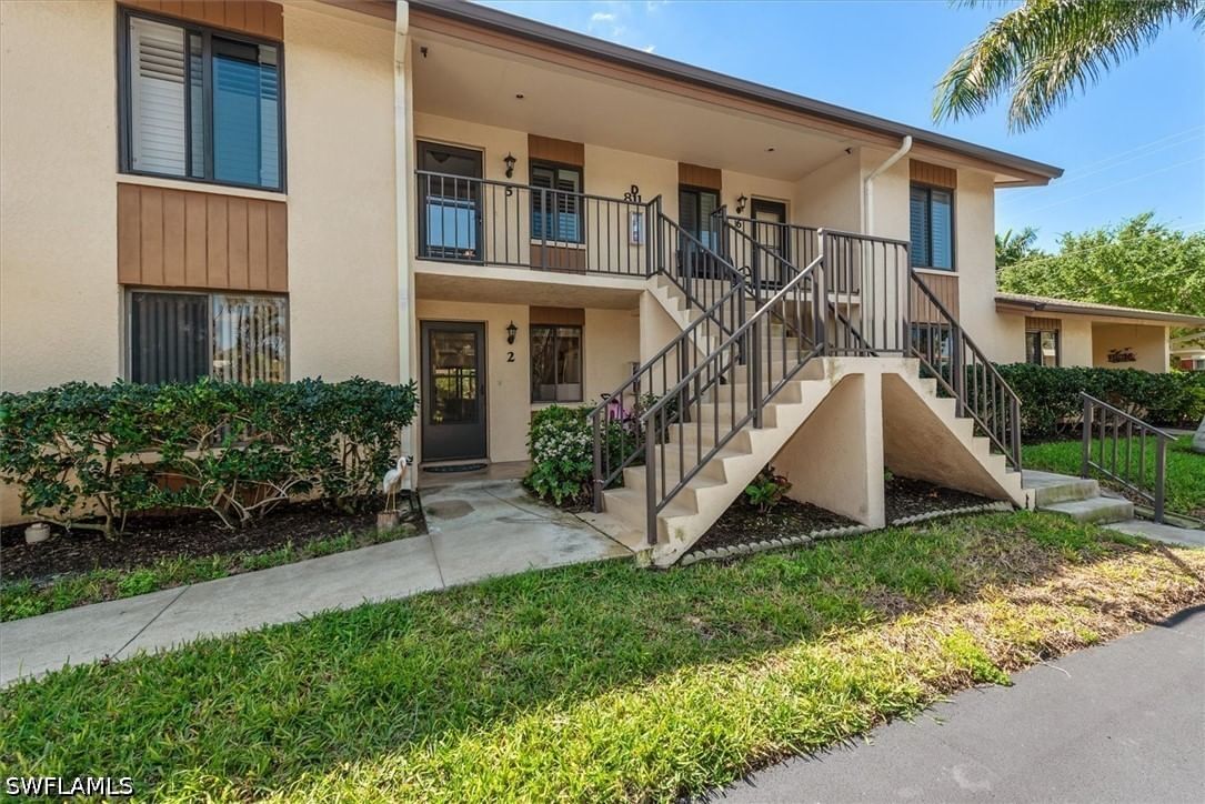 811 W Elkcam Circle #D2, Marco Island, FL 34145 photo 3