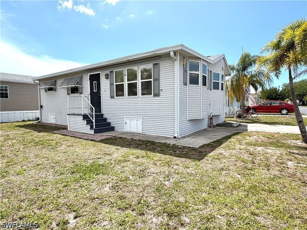 4501 Robert E Lee Boulevard E, Estero, FL 33928 photo 4