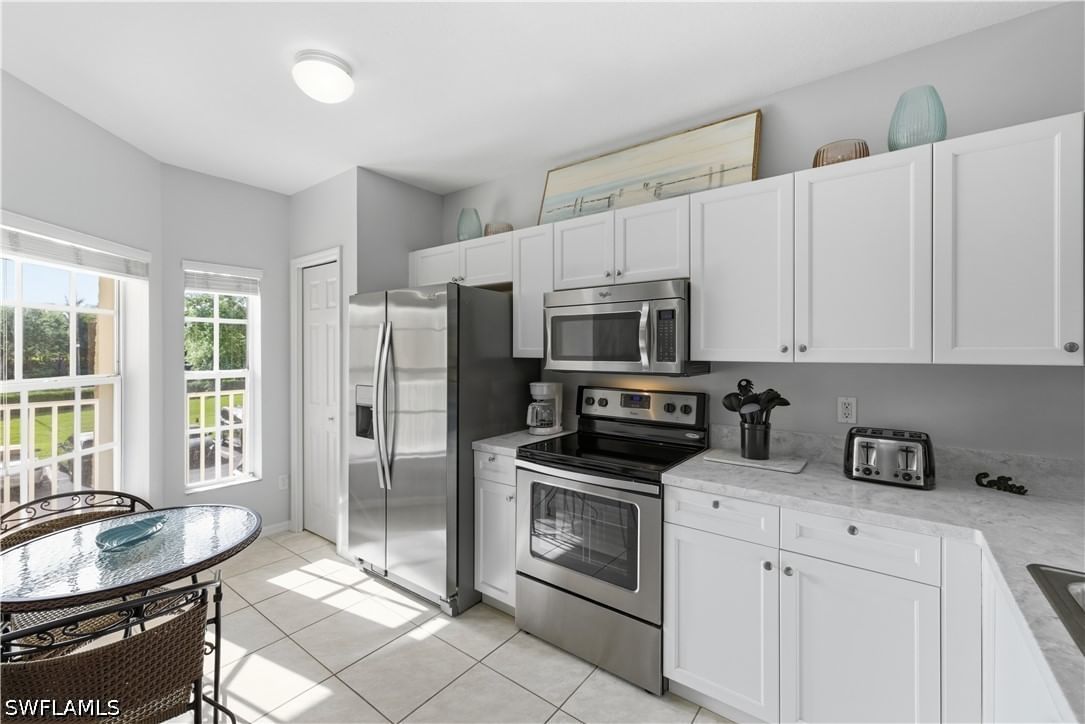 9175 Celeste Drive #204, Naples, FL 34113 photo 5