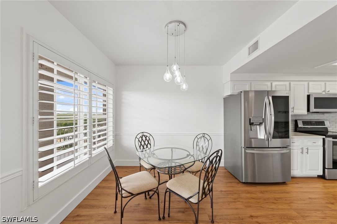 13105 Vanderbilt Drive #502, Naples, FL 34110 photo 5