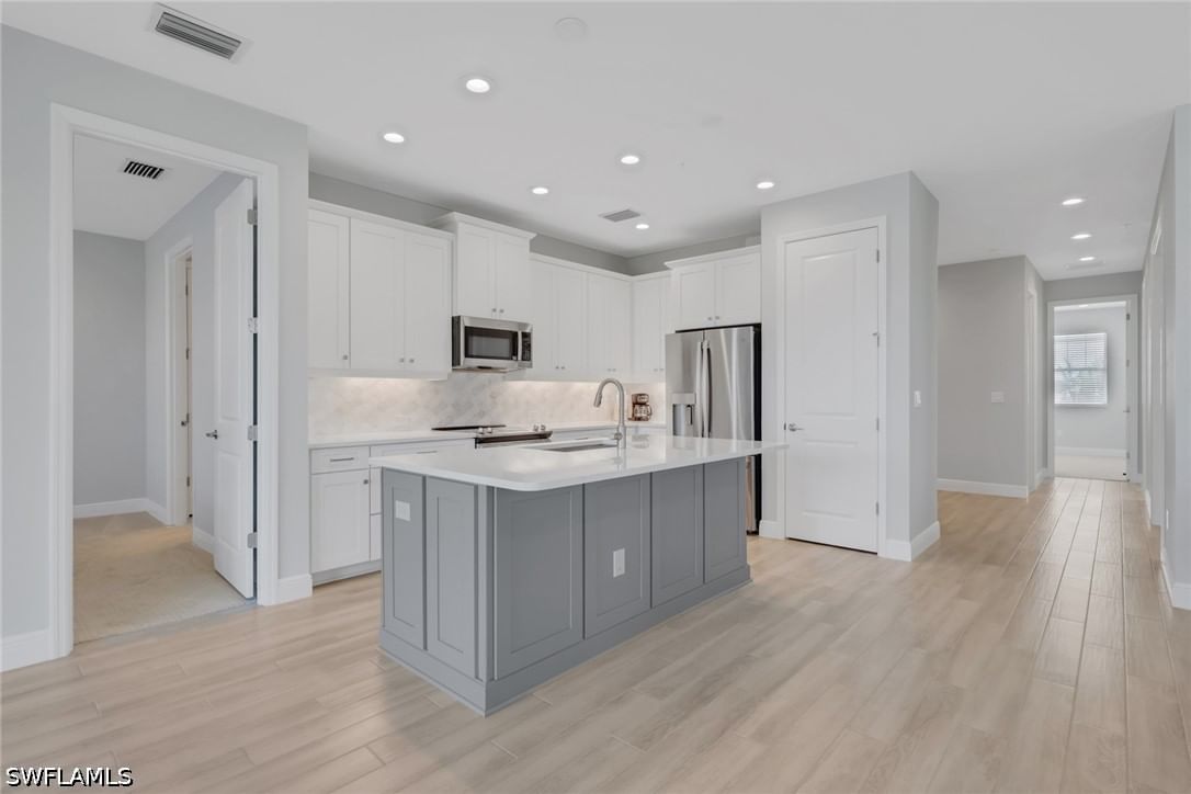 2633 Seychelles Circle #2305, Naples, FL 34112 photo 3