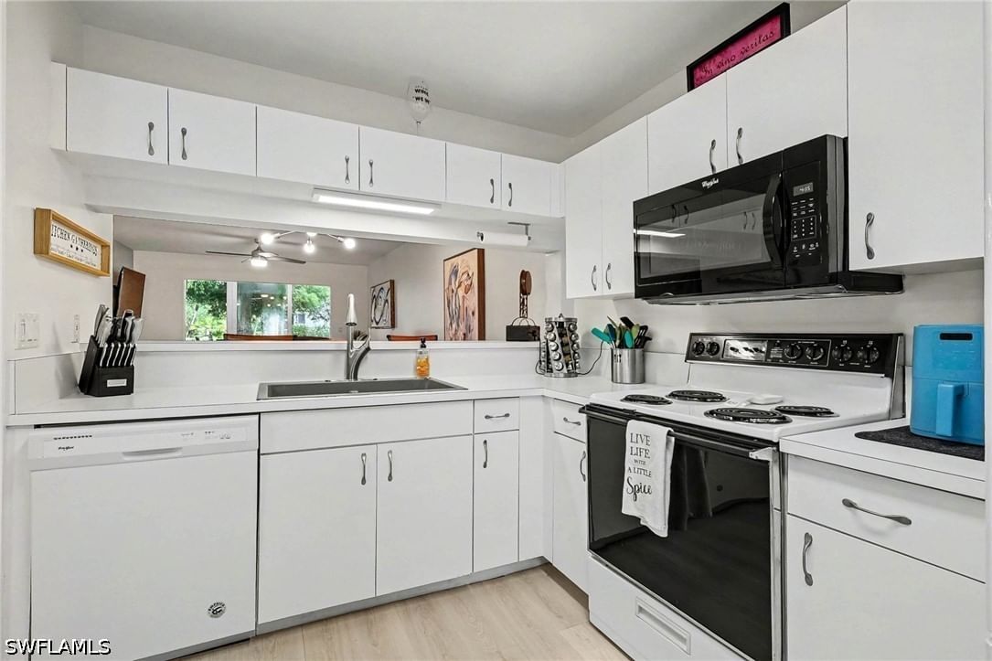 14501 Lakewood Trace Court #103, Fort Myers, FL 33919 photo 4