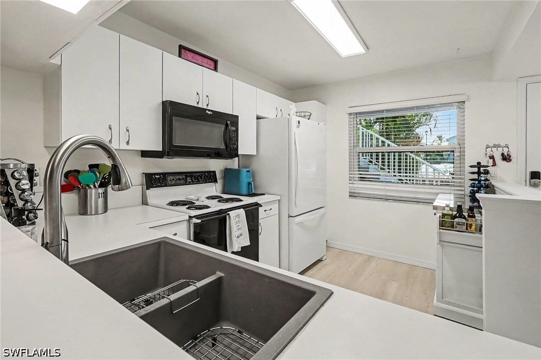 14501 Lakewood Trace Court #103, Fort Myers, FL 33919 photo 5