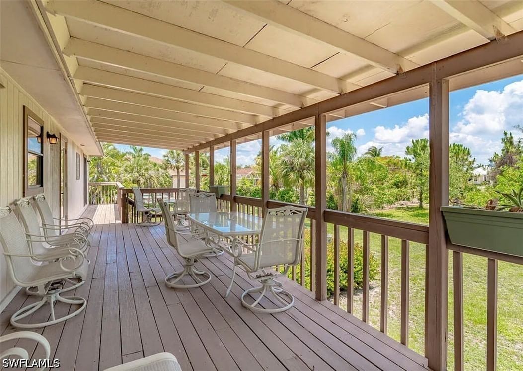617 Somerset Court, Marco Island, FL 34145 photo 4