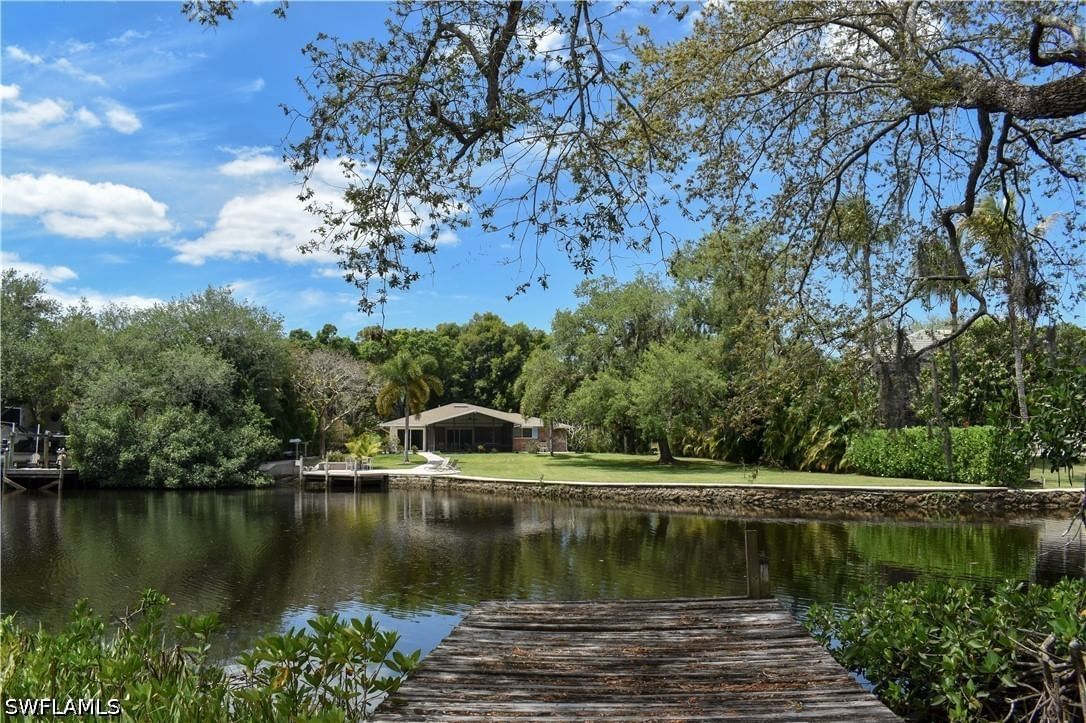 27213 Rio Vista Circle, Bonita Springs, FL 34135 photo 3