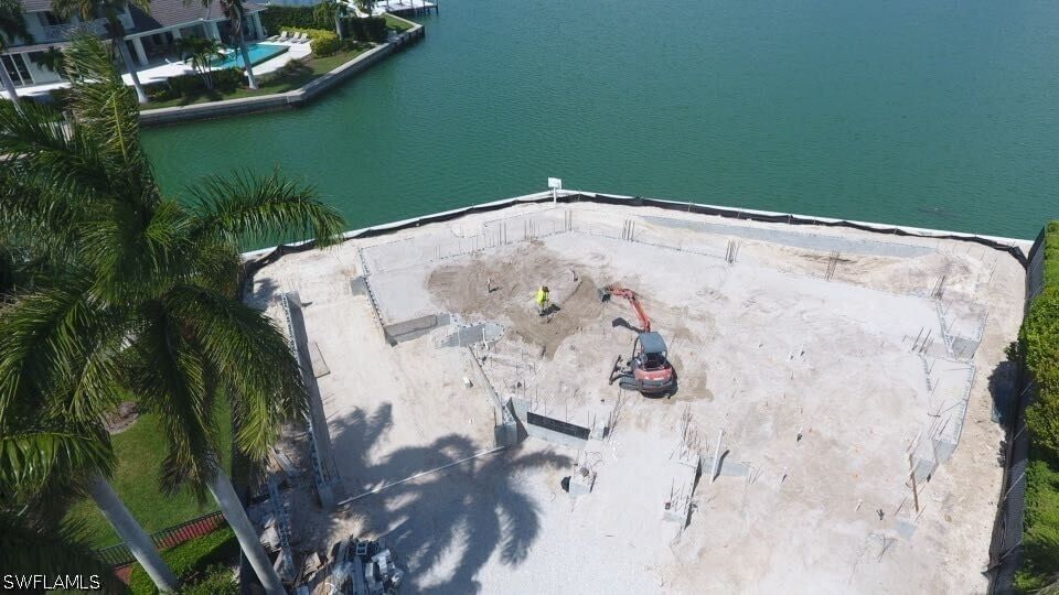1261 Osprey Court, Marco Island, FL 34145 photo 4