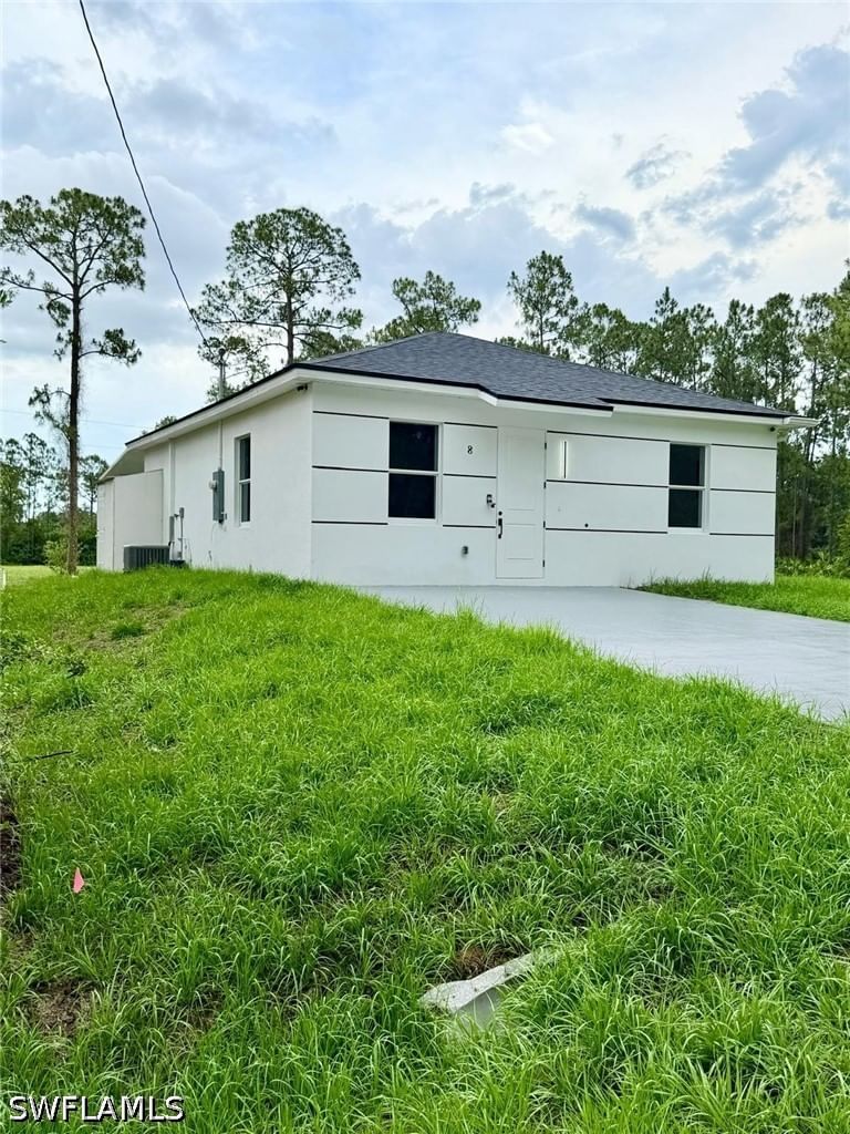 8 Fitch Avenue, Lehigh Acres, FL 33936 photo 3