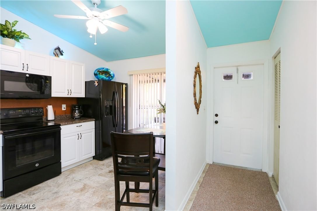 4030 Northlight Drive, Naples, FL 34112 photo 2
