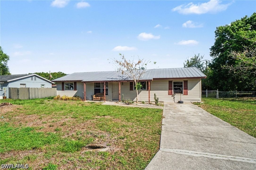 13826 5th Street, Fort Myers, FL 33905 photo 3