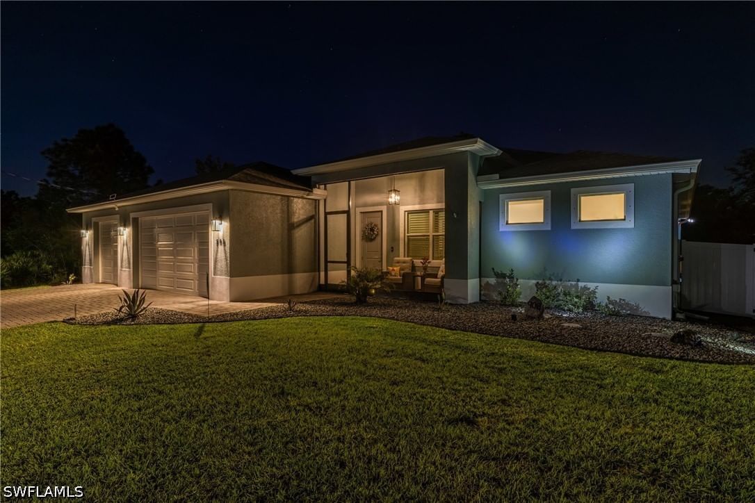908 Hibiscus Avenue, Lehigh Acres, FL 33972 photo 2