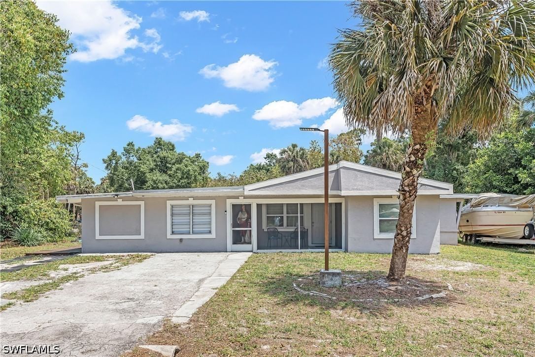 2030 Flamingo Drive, North Fort Myers, FL 33917 photo 2