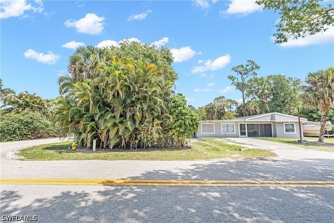 2030 Flamingo Drive, North Fort Myers, FL 33917 photo 3