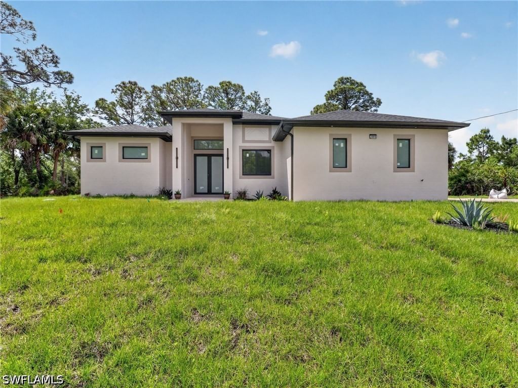2009 Dixie Way, Lehigh Acres, FL 33972 photo 2