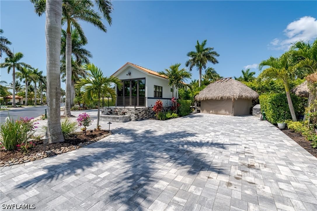 13617 Snapper Lane, Naples, FL 34114 photo 2