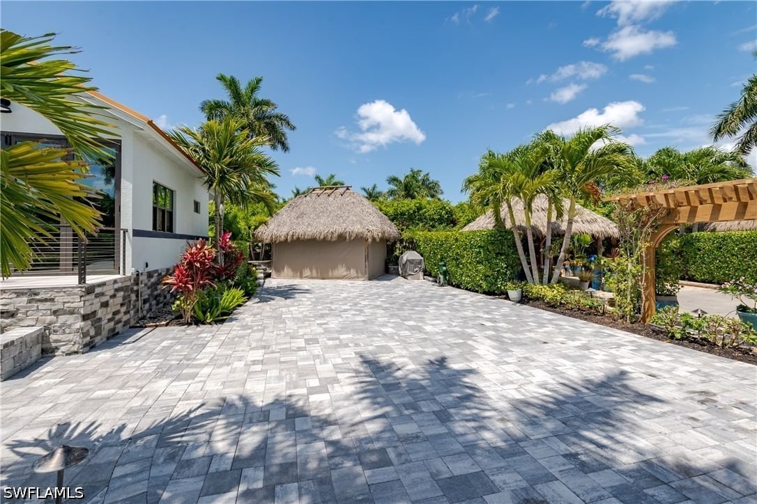 13617 Snapper Lane, Naples, FL 34114 photo 3