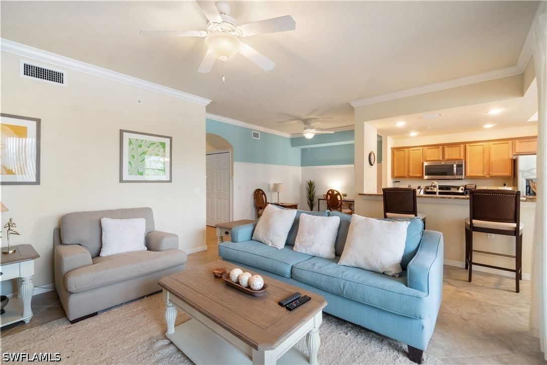 9727 Acqua Court #436, Naples, FL 34113 photo 4