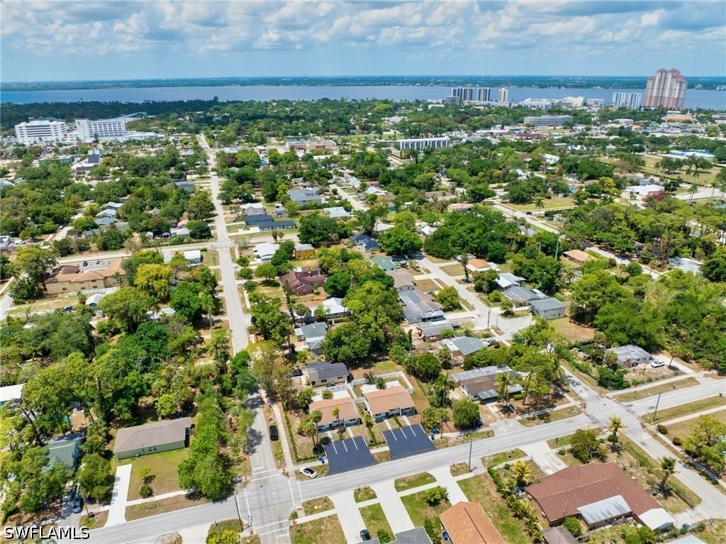 2566-2578 Jackson Street W, Fort Myers, FL 33901 photo 3