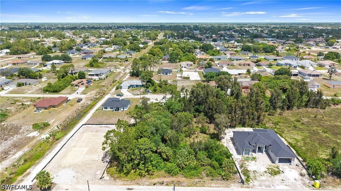 3416 38th Street SW, Lehigh Acres, FL 33976 photo 4