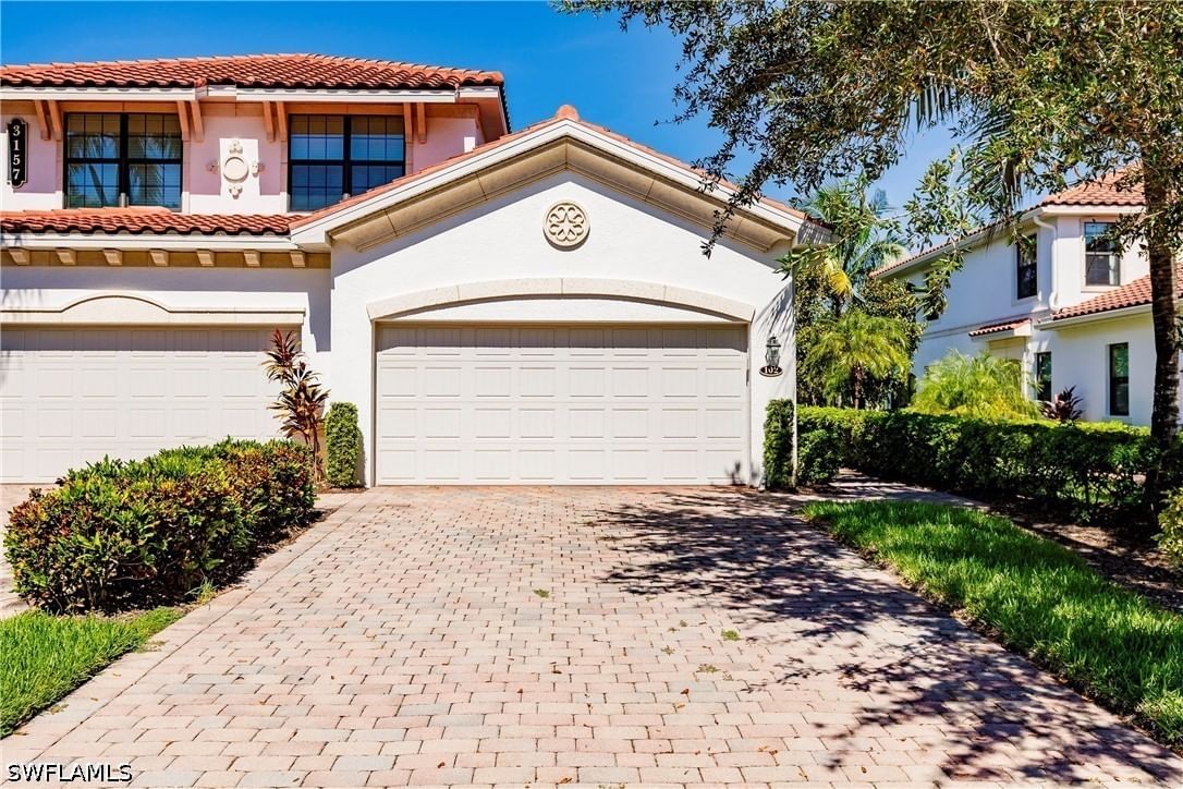 3157 Aviamar Circle #102, Naples, FL 34114 photo 3