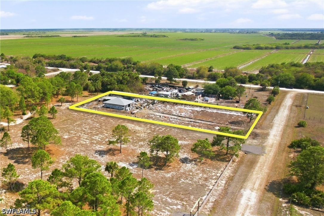 865 S Willow Street St, Montura Ranches, FL 33440 photo 4