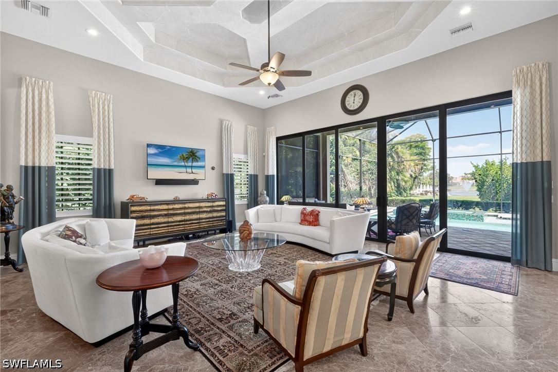 628 VENEZIA GRANDE Drive, Naples, FL 34119 photo 5