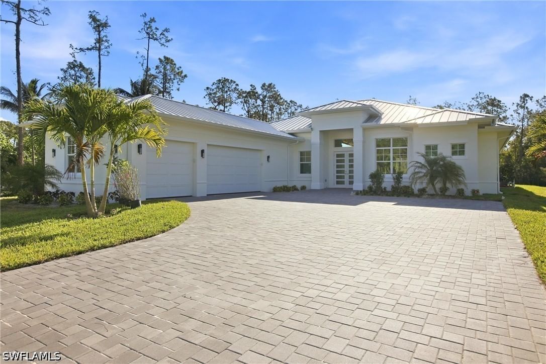 24265 Cock Robin Lane, Bonita Springs, FL 34135 photo 2
