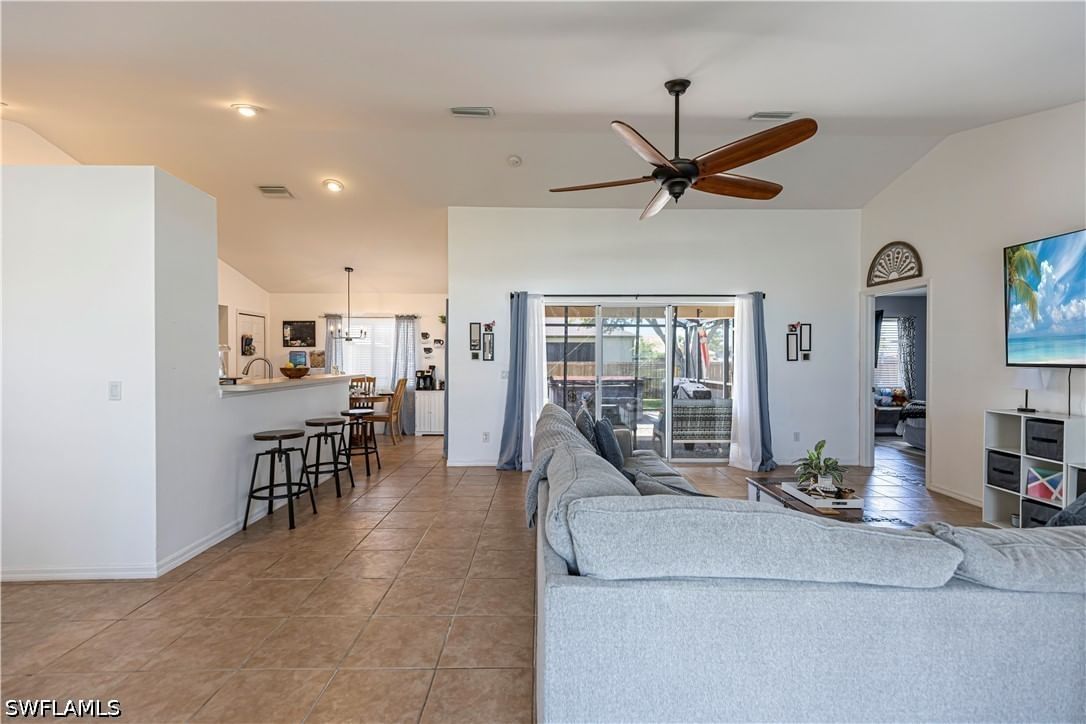3806 SW 1st Terrace, Cape Coral, FL 33991 photo 4
