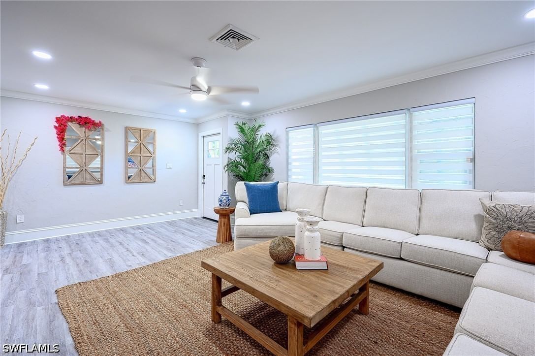 810 103rd Avenue N, Naples, FL 34108 photo 3