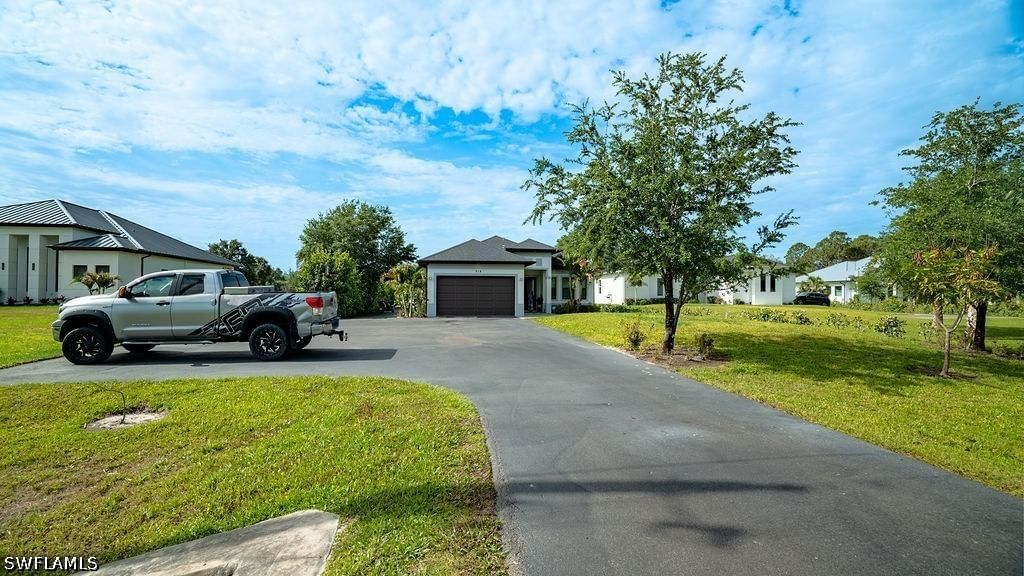 218 22nd Avenue NE, Naples, FL 34120 photo 2