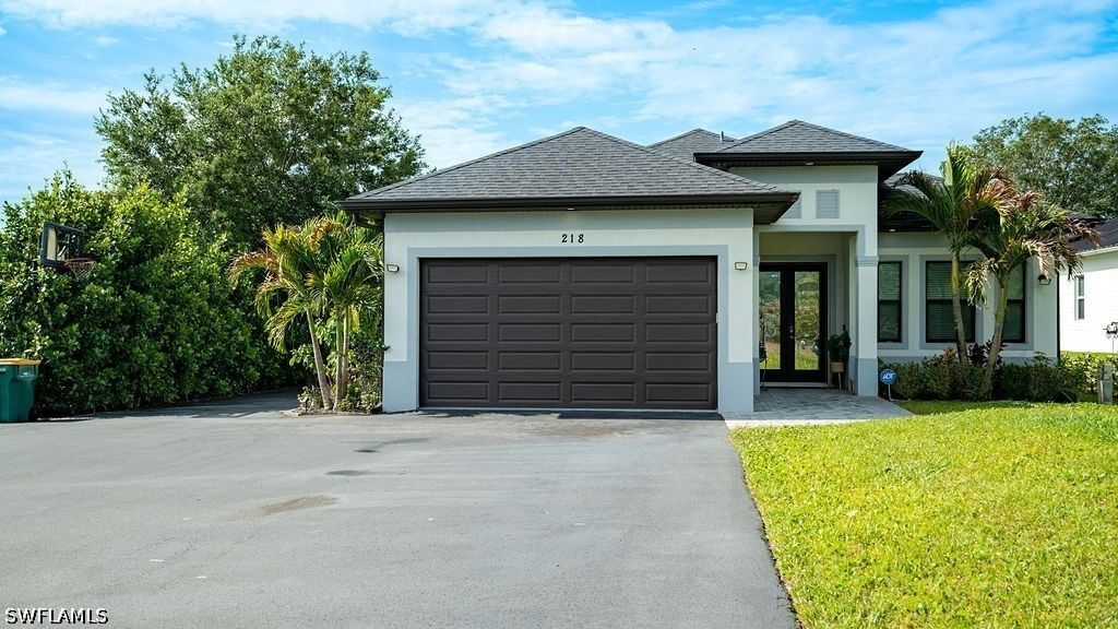 218 22nd Avenue NE, Naples, FL 34120 photo 4