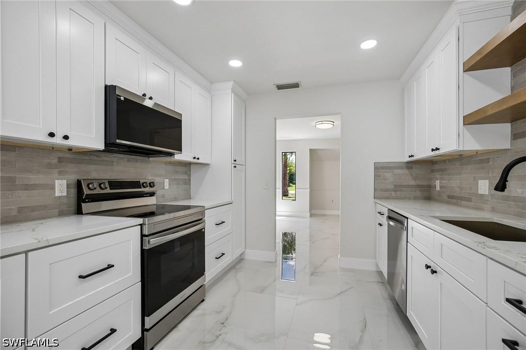 1928 SW 8th Court, Cape Coral, FL 33991 photo 5