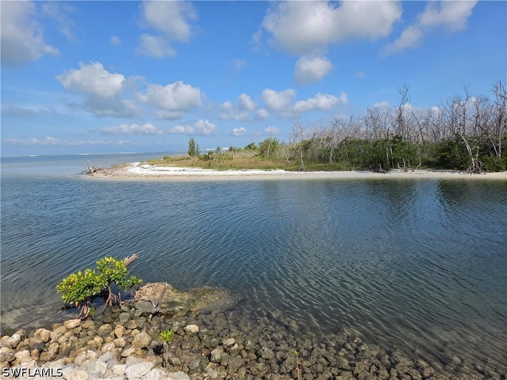 18420 Old Pelican Bay Drive, Fort Myers Beach, FL 33931 photo 3