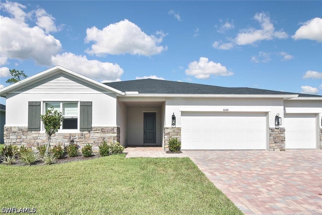 6688 Estero Bay Drive, Fort Myers, FL 33908 photo 2