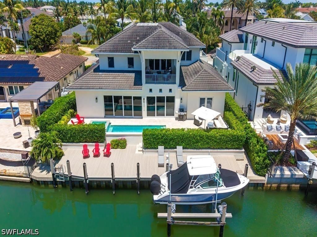 628 21st Avenue S, Naples, FL 34102 photo 2