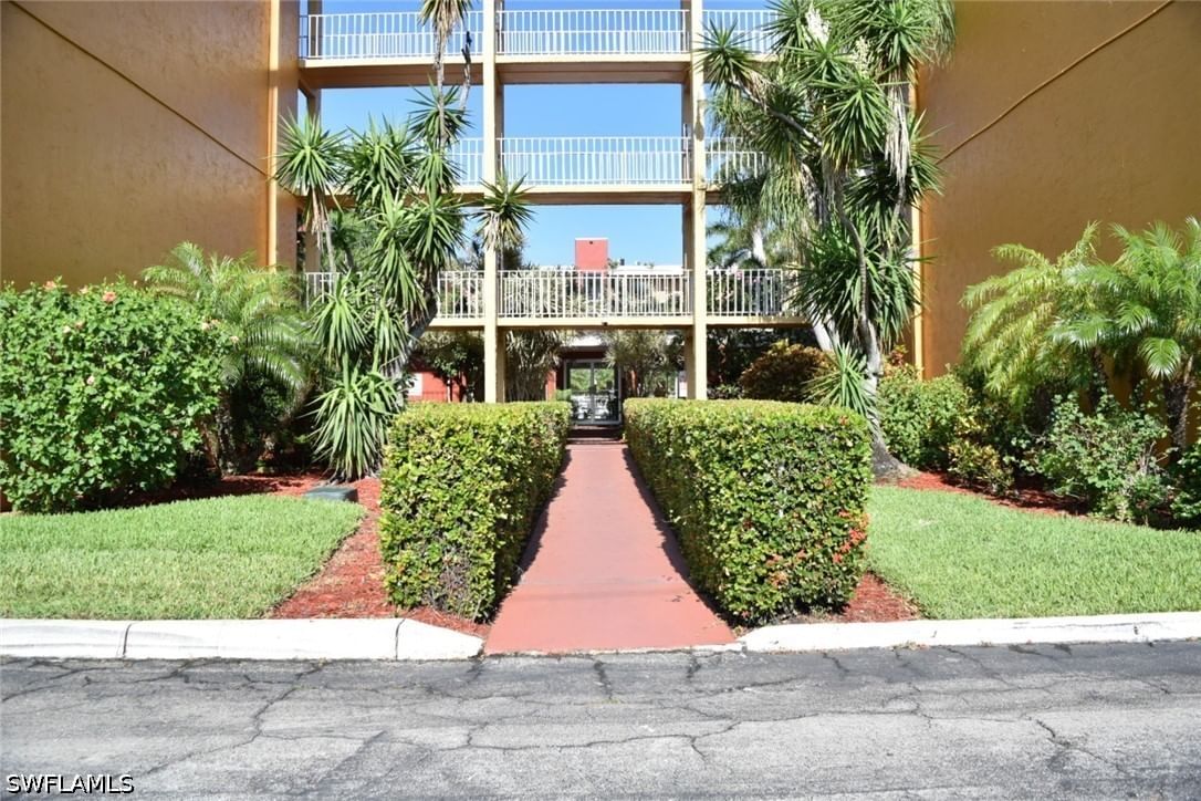 2366 E Mall Drive #211, Fort Myers, FL 33901 photo 4